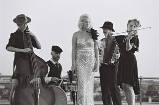 ,outrage'  
Regie: Theo Solnik  
dffb 2008  
Fotos: Theo Solnik