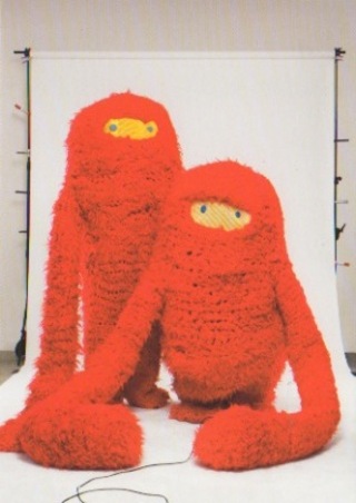 ,picto-orphanage'     
Pictoplasma Conference       
Haus der Berliner Festspiele 2006     
Figurenbau: Kostümklasse der UdK     
Fotos: Pictoplasma